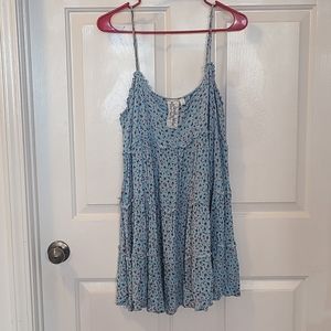 Sadie & Sage size Large blue baby doll dress with adjustable spaghetti straps